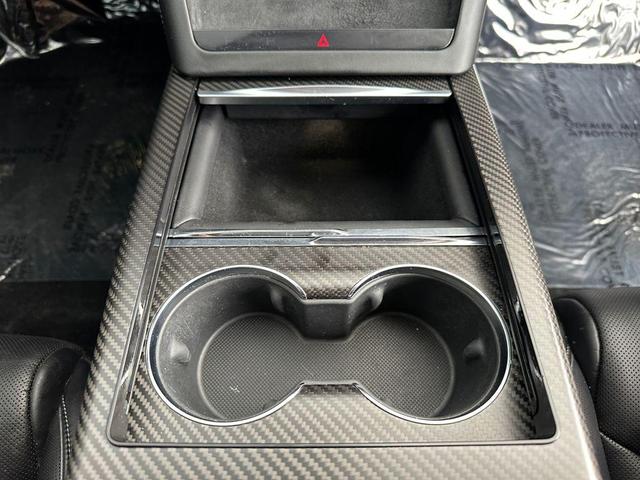 Photo of 2021 Black Tesla Model S