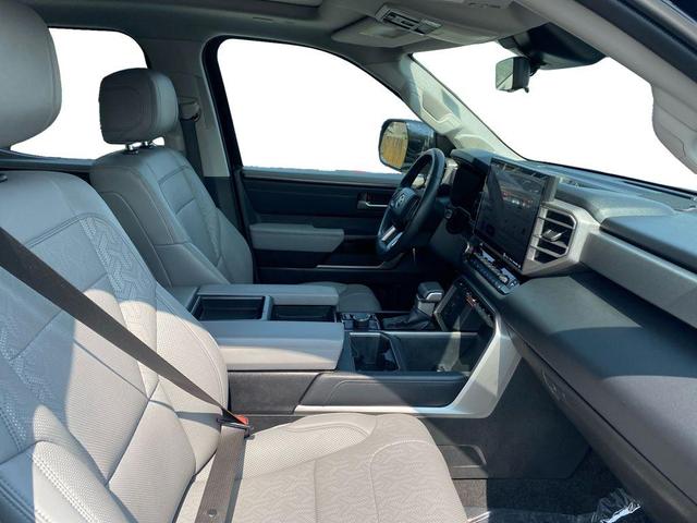 Photo of 2022 Midnight Black Metallic Toyota Tundra