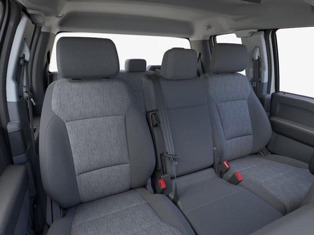 Photo of 2025 Oxford White Ford F-250