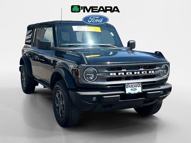 Photo of 2021 Shadow Black Ford Bronco