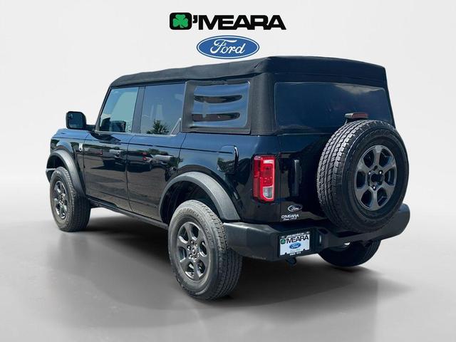 Photo of 2021 Shadow Black Ford Bronco
