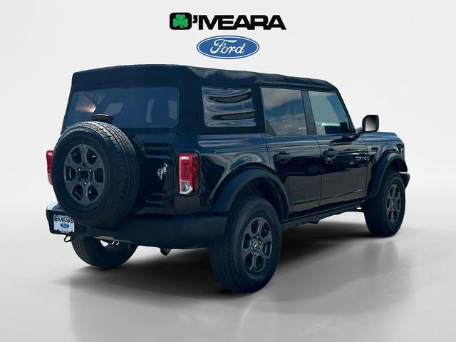 Photo of 2021 Shadow Black Ford Bronco