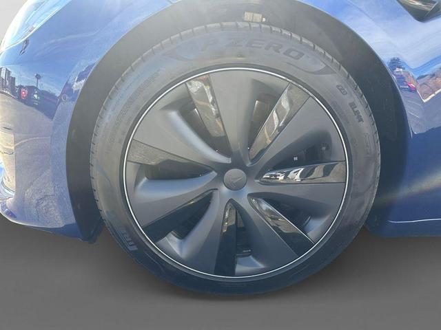 Photo of 2022 Blue Tesla Model S