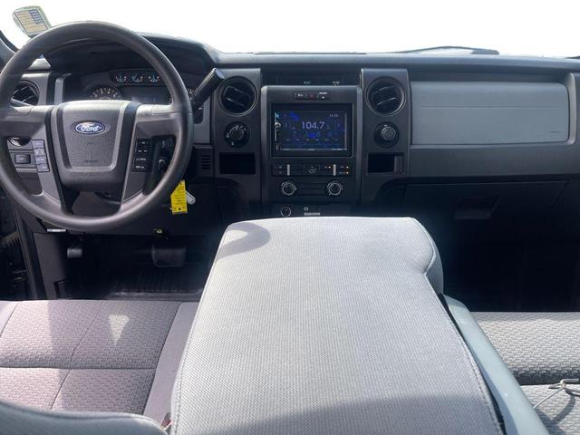 Photo of 2013 Tuxedo Black Metallic Ford F-150