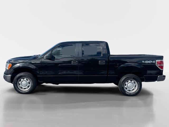 Photo of 2013 Tuxedo Black Metallic Ford F-150