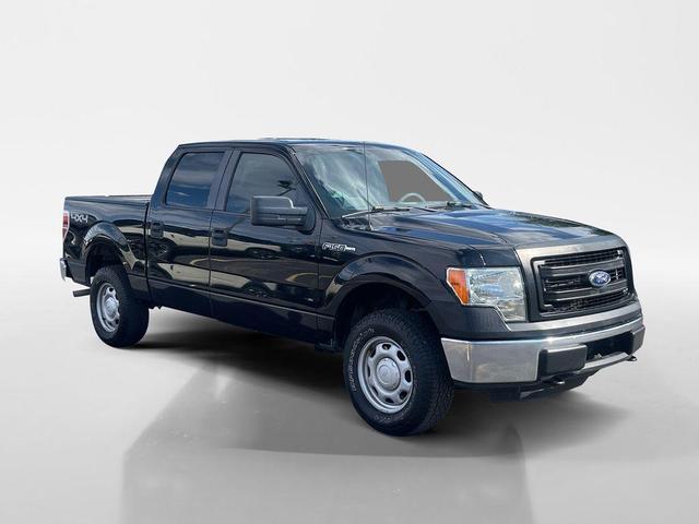 Photo of 2013 Tuxedo Black Metallic Ford F-150