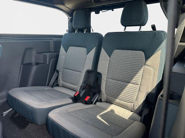 Photo of 2021 Oxford White Ford Bronco