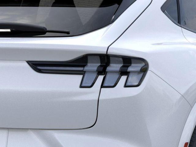 Photo of 2025 Star White Ford Mustang Mach-E
