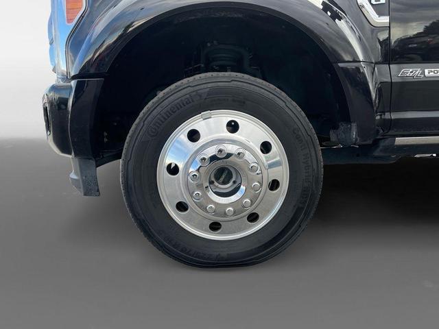 Photo of 2019 Agate Black Metallic Ford F-450