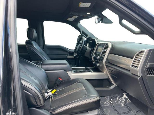 Photo of 2019 Agate Black Metallic Ford F-450