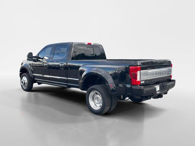 Photo of 2019 Agate Black Metallic Ford F-450