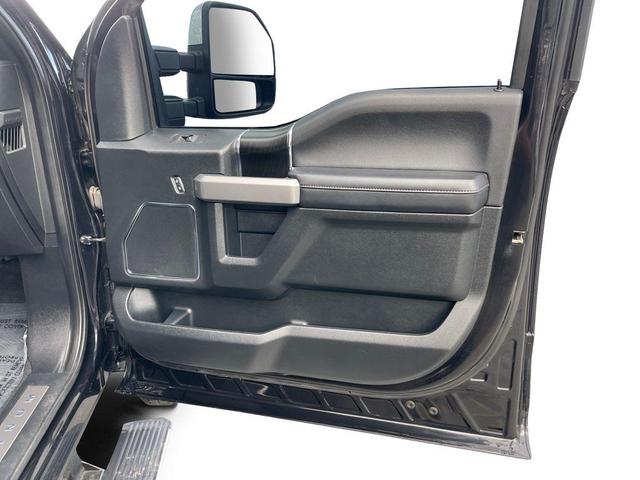 Photo of 2019 Agate Black Metallic Ford F-450