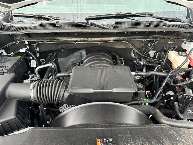 Photo of 2025 Summit White Chevrolet Silverado 2500