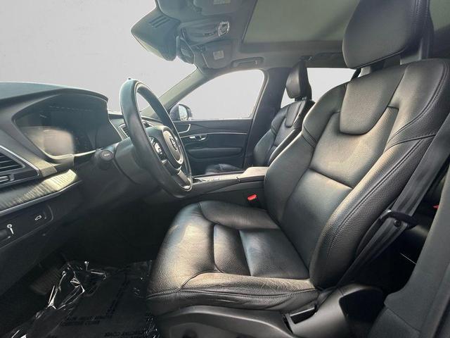 Photo of 2020 Osmium Gray Metallic Volvo XC90