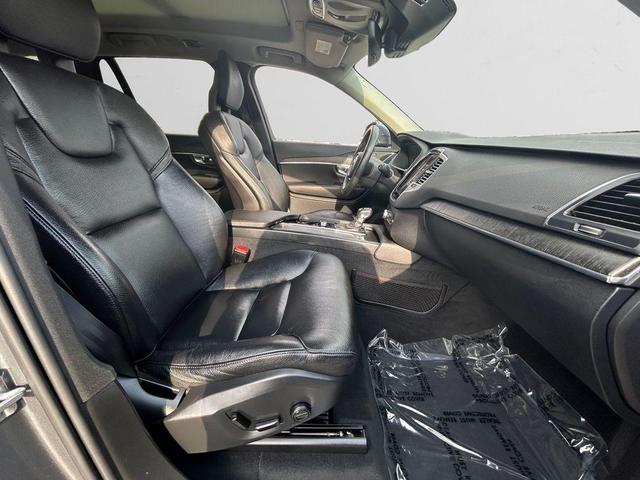Photo of 2020 Osmium Gray Metallic Volvo XC90