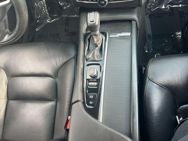 Photo of 2020 Osmium Gray Metallic Volvo XC90
