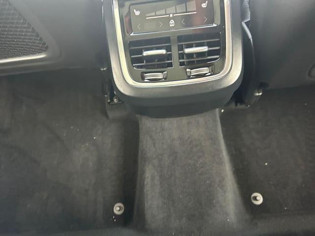 Photo of 2020 Osmium Gray Metallic Volvo XC90