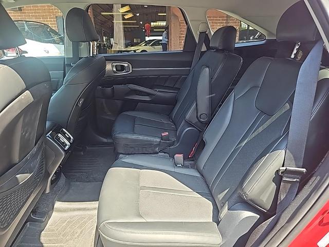 Photo of 2021 Passion Red Tintcoat Kia Sorento