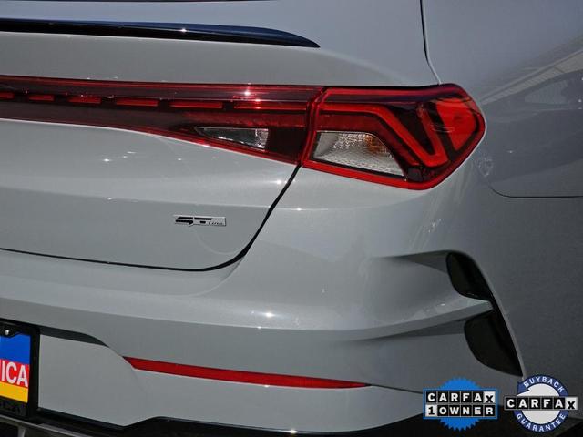 Photo of 2023 Wolf Gray Kia K5