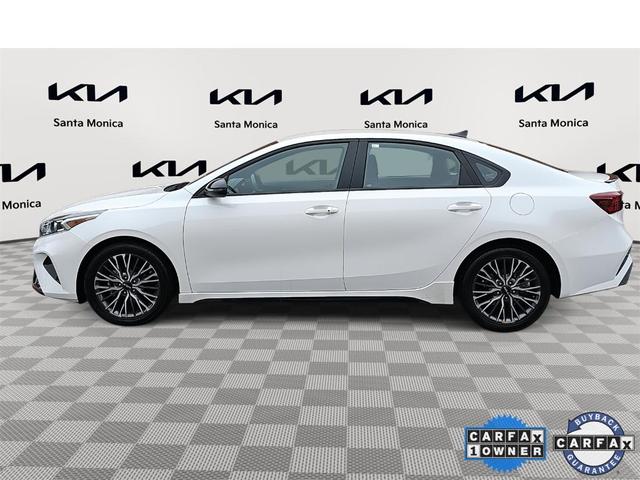 Photo of 2022 Snow White Pearl Kia Forte