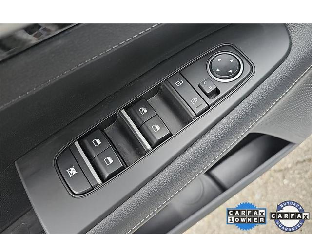 Photo of 2022 Snow White Pearl Kia Forte