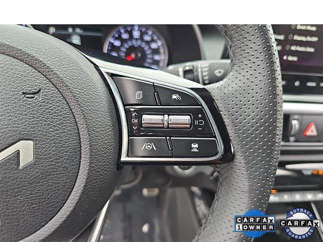 Photo of 2022 Snow White Pearl Kia Forte