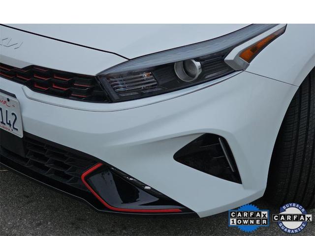 Photo of 2022 Snow White Pearl Kia Forte