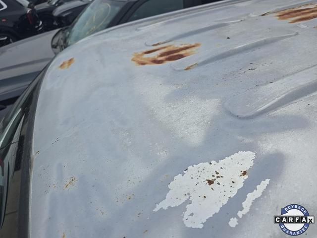 Photo of 2002 Silver Clearcoat Metallic Ford F-350