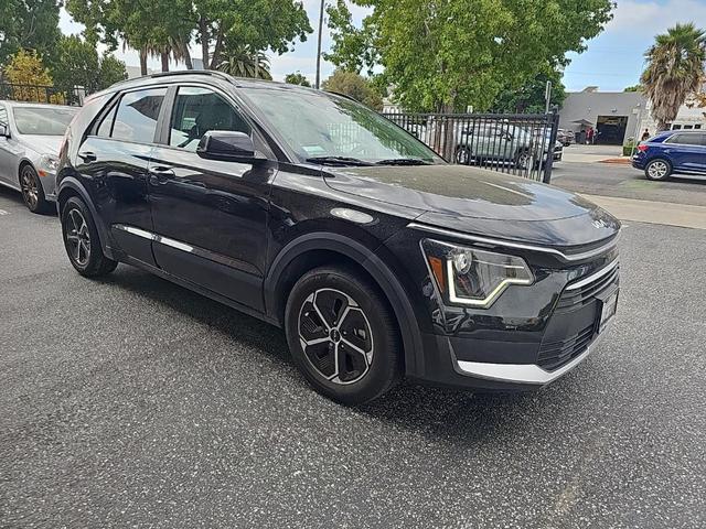 Photo of 2024 Aurora Black Kia Niro