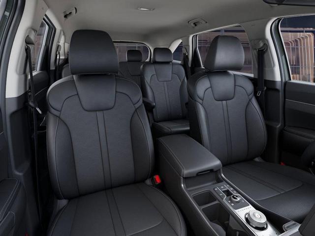 Photo of 2025 Green Kia Sorento Plug-In Hybrid