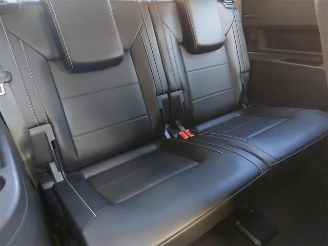 Photo of 2021 Tourmaline Blue Metallic Volkswagen Atlas