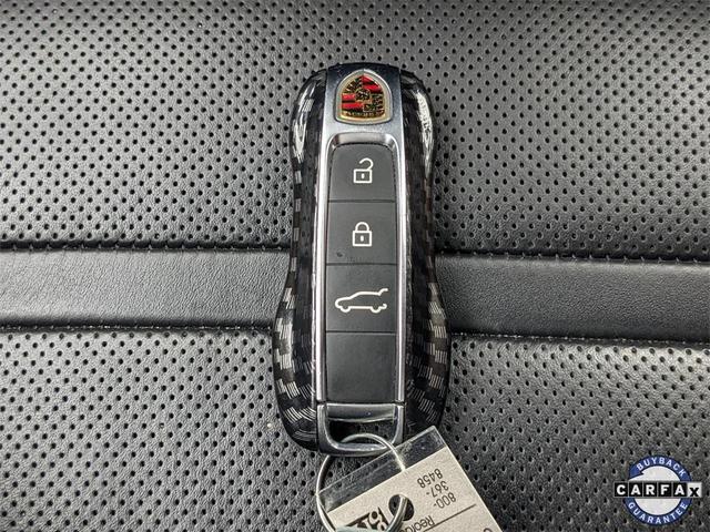 Photo of 2021 White Porsche Cayenne