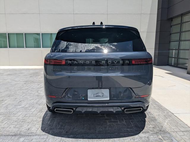 Photo of 2025 Varesine Blue Metallic Land Rover Range Rover Sport