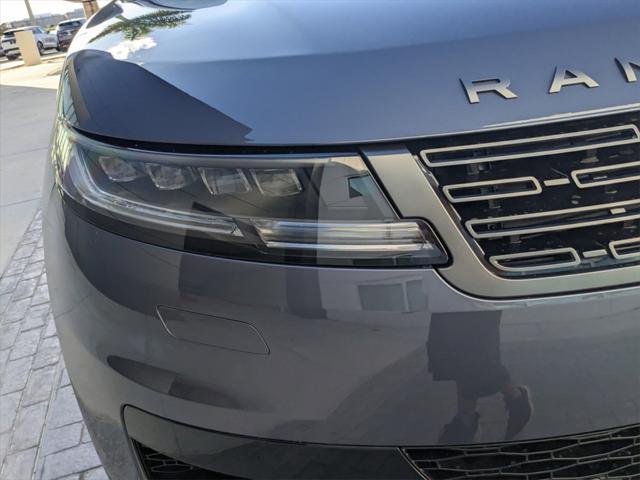 Photo of 2025 Varesine Blue Metallic Land Rover Range Rover Sport