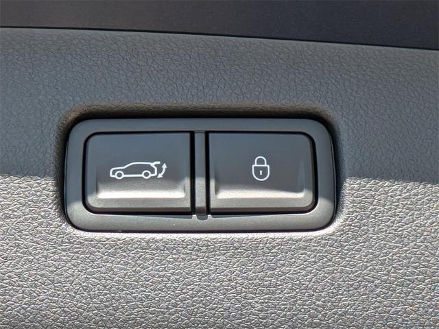 Photo of 2025 Capri Blue Genesis GV70