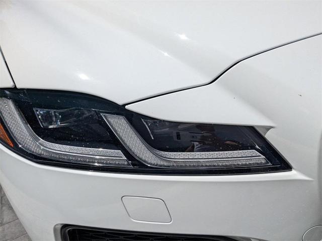 Photo of 2024 Fuji White Jaguar XF