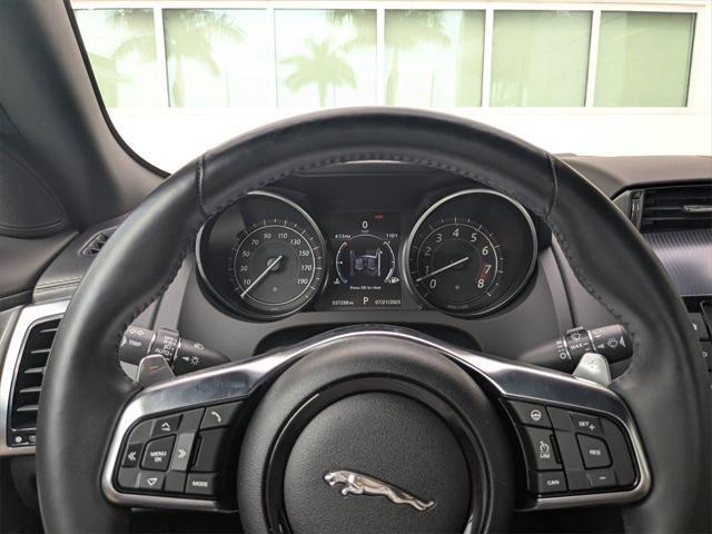 Photo of 2018 Gray Jaguar F-TYPE