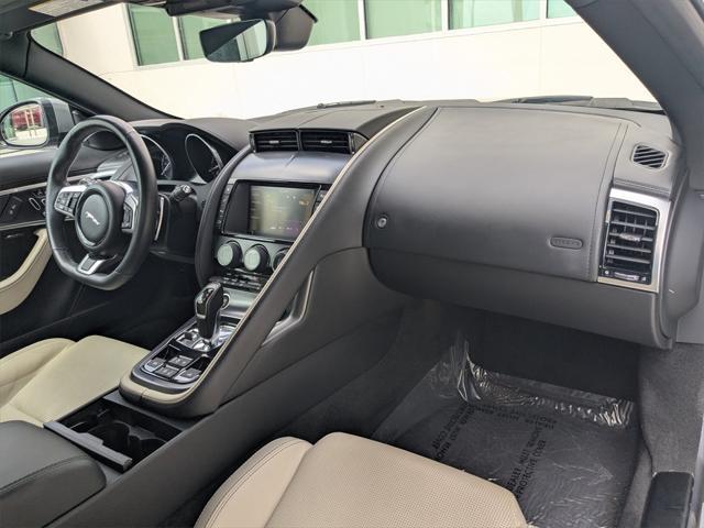 Photo of 2018 Gray Jaguar F-TYPE