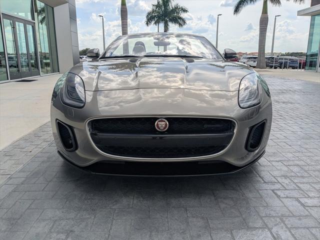 Photo of 2018 Gray Jaguar F-TYPE