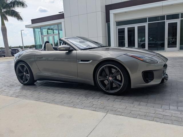 Photo of 2018 Gray Jaguar F-TYPE