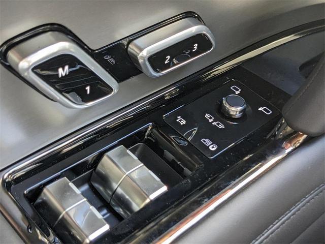 Photo of 2025 Gray Land Rover Range Rover Sport