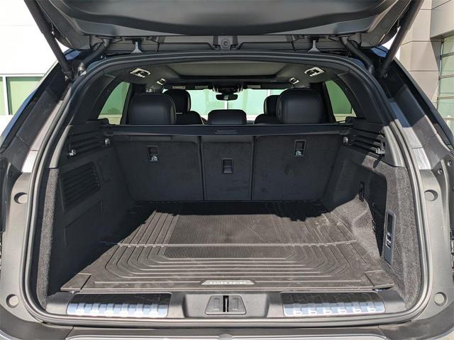 Photo of 2025 Gray Land Rover Range Rover Sport