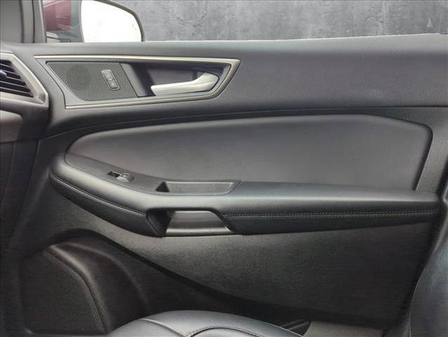 Photo of 2024 Red Ford Edge