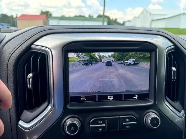 Photo of 2022 Black Chevrolet Silverado 1500