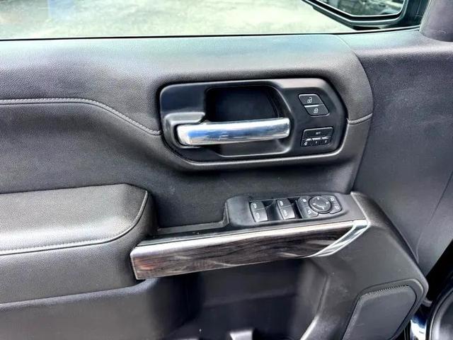Photo of 2022 Black Chevrolet Silverado 1500