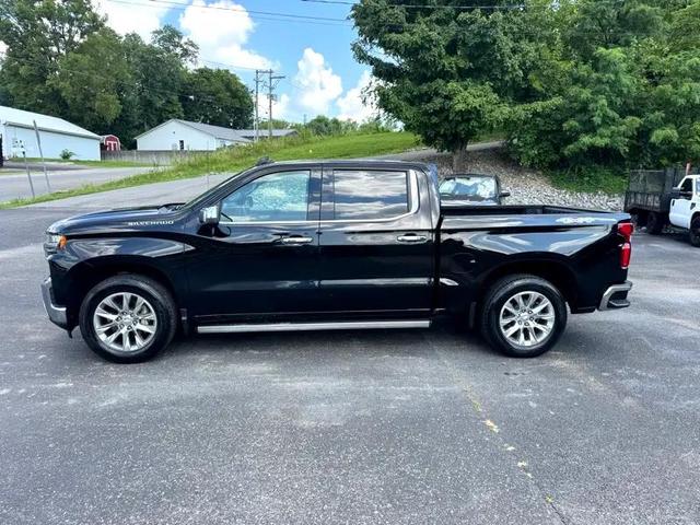 Photo of 2022 Black Chevrolet Silverado 1500