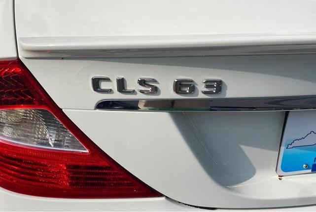 Photo of 2007 White Mercedes-Benz CLS-Class