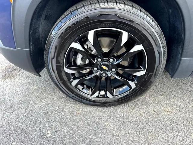 Photo of 2023 Blue Glow Metallic Chevrolet Trailblazer