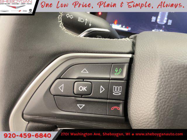 Photo of 2025 Silver Zynith Jeep Grand Cherokee