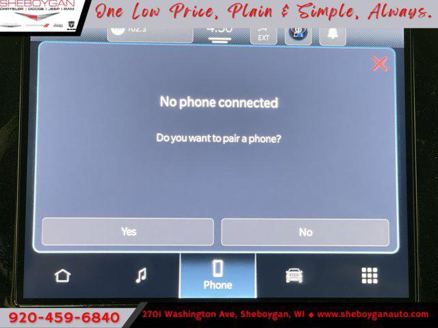 Photo of 2025 Diamond Black Crystal Pearlcoat RAM 2500